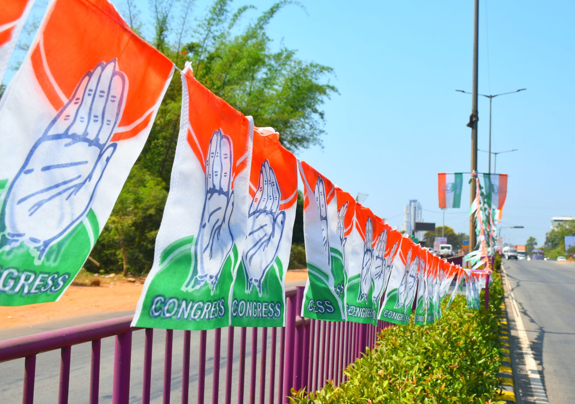 Congress MLAs join BJP