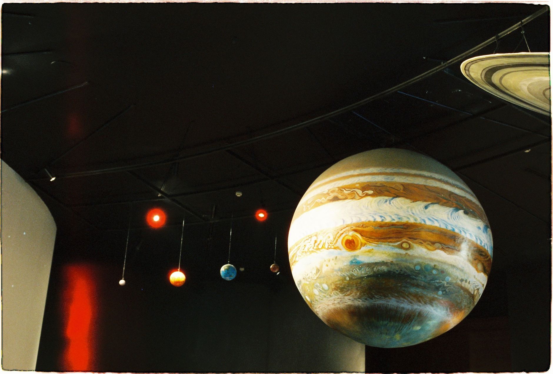 edge-on view of planets